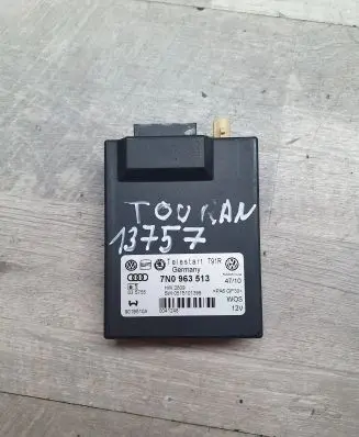 Volkswagen Touran II Auxiliary heating control unit/module 7N0963513 9019510A 0515101399