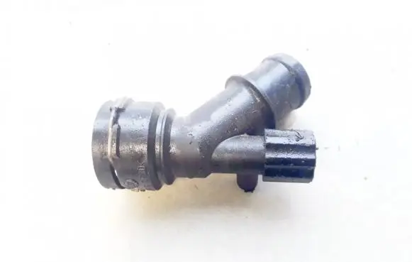 Volkswagen Golf IV Engine coolant pipe/hose 1j0121619a