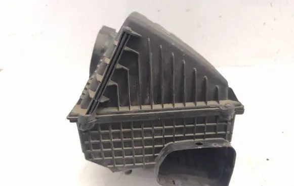 Renault Laguna II Air filter box 8200518264 8200384328