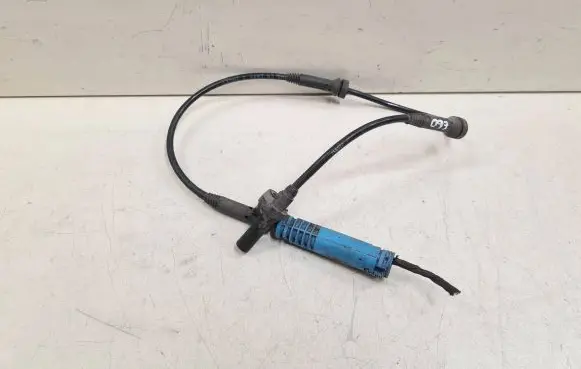 BMW 5 E60 E61 ABS brake wheel speed sensor 69087059 256922