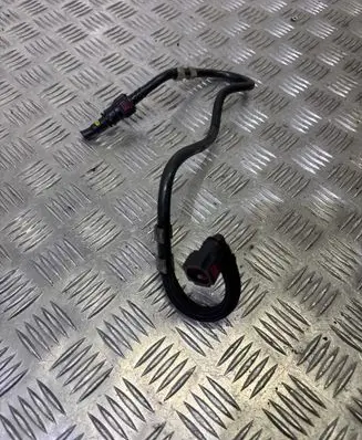 Renault Master III Fuel line pipe 175121254R