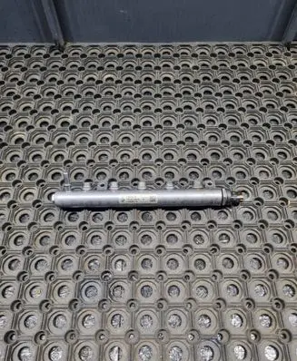 Renault Trafic III (X82) Fuel main line pipe 8201044829 175216420R