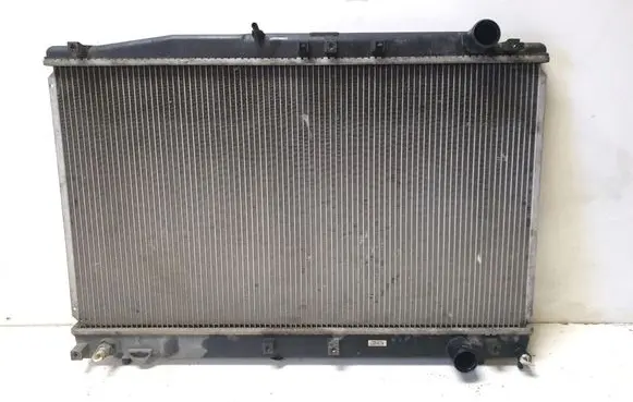 Toyota Avensis Verso Coolant radiator