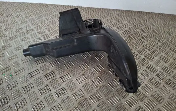 Peugeot 508 Air intake duct part 9684937980