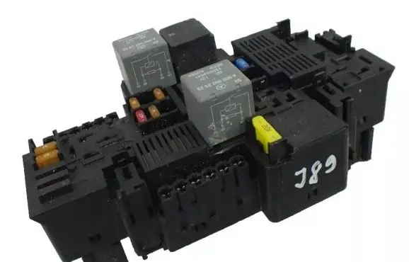 Mercedes-Benz E W213 Fuse module A2139062202