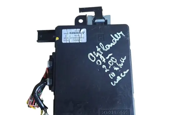 Mitsubishi Outlander Fan control module 7820A055