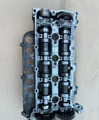 Opel Vivaro Engine head 8200808824