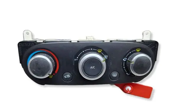 Renault Clio IV Climate control unit S26279377 5R584100