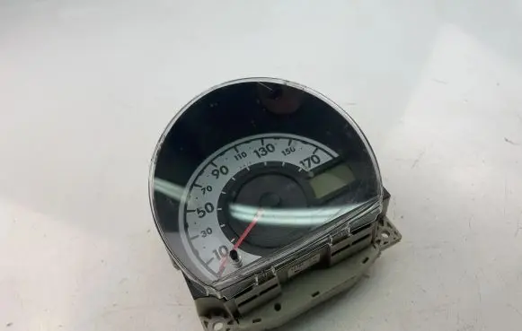 Toyota Aygo AB10 Speedometer (instrument cluster) 838000H012