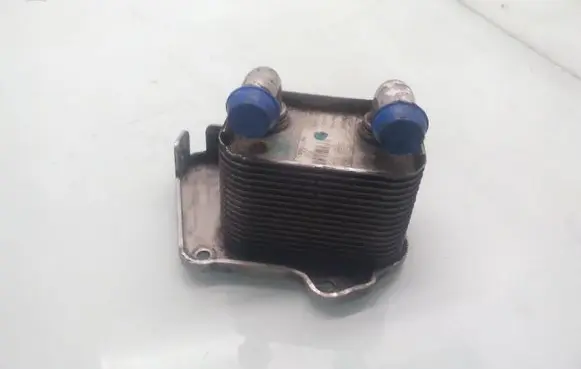 Opel Astra H Engine oil radiator 8973729420