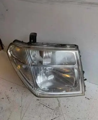 Nissan Navara Headlight/headlamp 28010EB30A