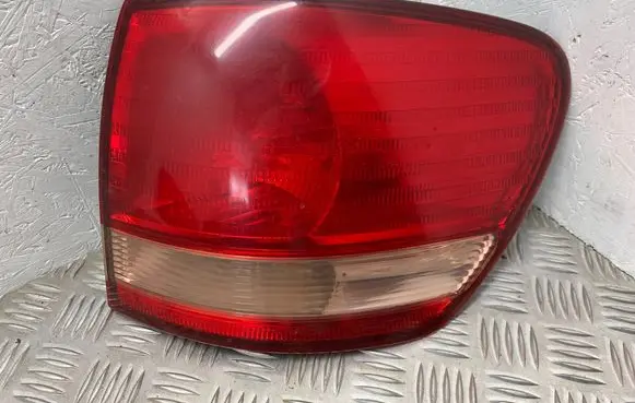 Toyota Avensis Verso Rear/tail lights 43-35 7652