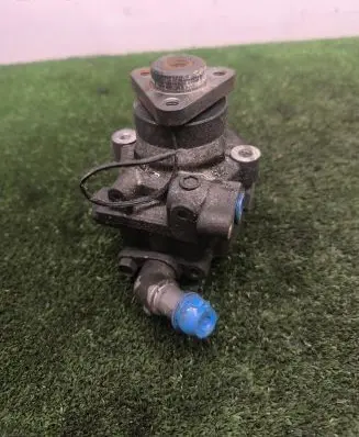 Volkswagen Amarok Power steering pump 7E0422154E 15095309