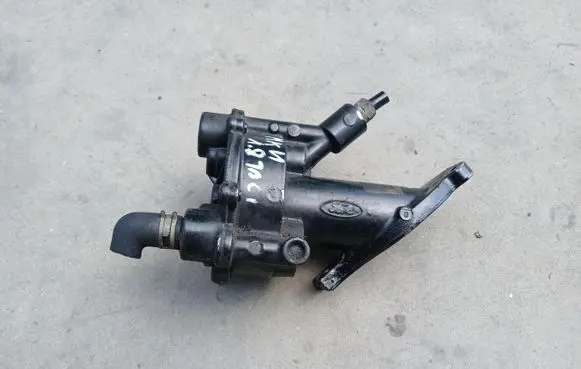 Ford Mondeo MK IV Vacuum pump