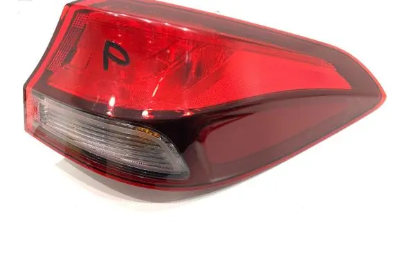 Hyundai i30 Rear/tail lights 92402G4200