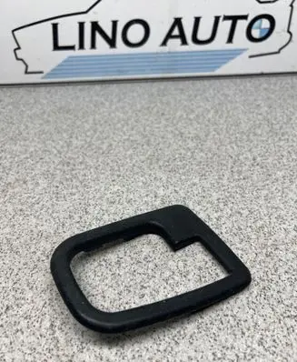 BMW 3 E36 Rear door handle cover 1960646
