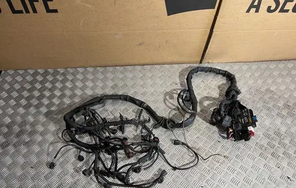 Audi A4 S4 B8 8K Engine installation wiring loom 8K2971072AB 1K0071072A 24082007