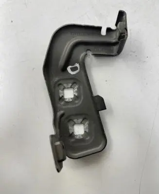 BMW 4 F32 F33 Fender mounting bracket 7255822