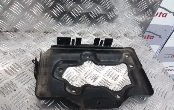 Opel Vectra B Battery tray 