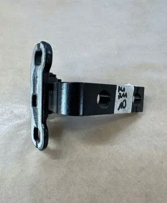 Volvo S90, V90 Front door upper hinge 31371552