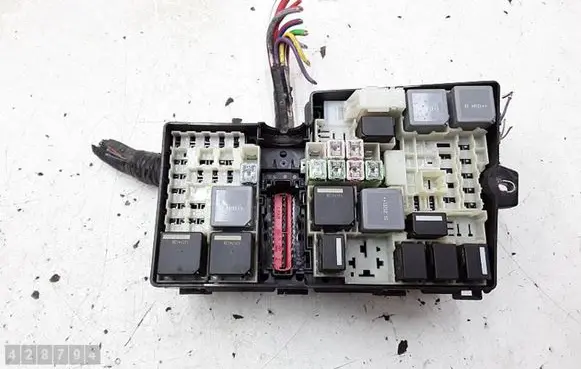Ford Grand C-MAX Fuse box set AV6T14A142AB 21184 E00027328
