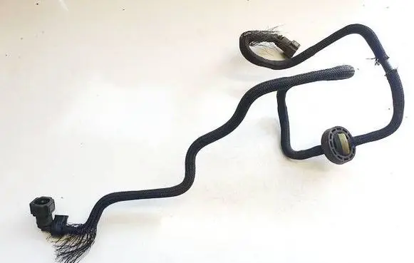Peugeot RCZ Fuel line pipe 