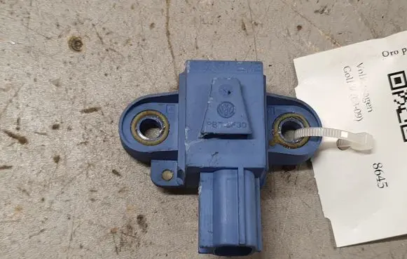 Volkswagen Golf V Airbag deployment crash/impact sensor 1K0955557A