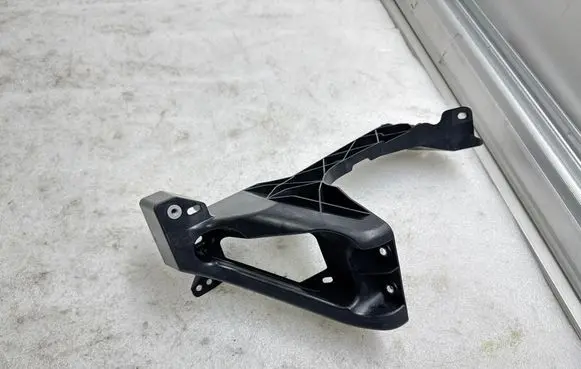Tesla Model S Headlight/headlamp mounting bracket 164351400B 159389