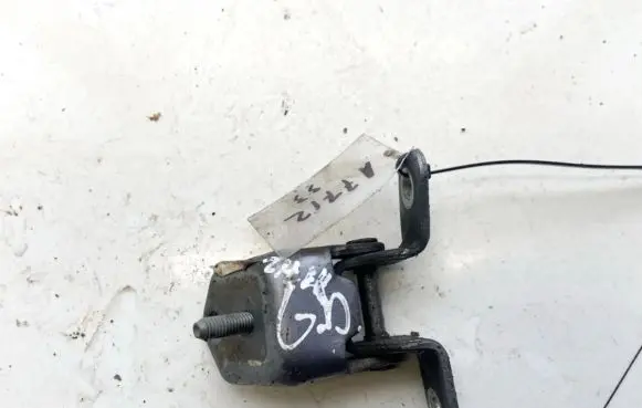 Mazda 3 I Rear door lower hinge