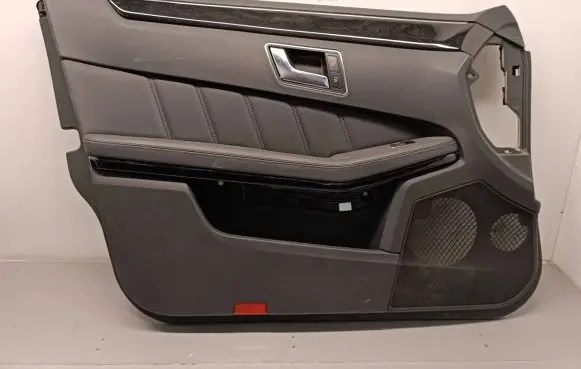 Mercedes-Benz E W212 Front door card panel trim 1697427