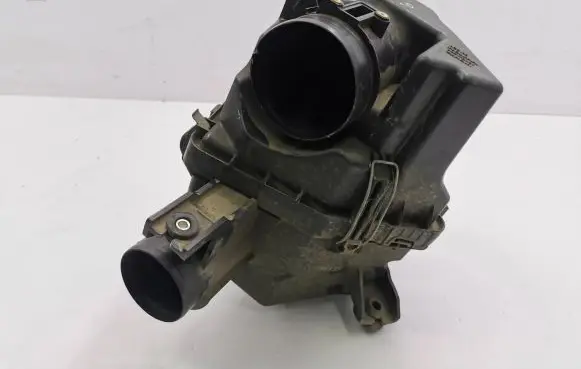 Honda CR-V Air filter box ACC105