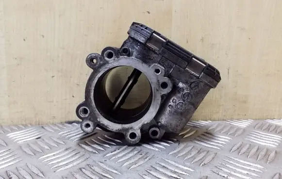 Mercedes-Benz CLS C219 Throttle valve A6120900070 0281002678