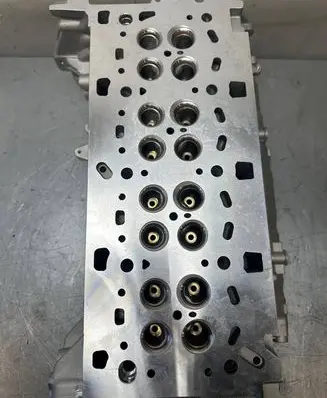 Renault Master III Engine head 240710