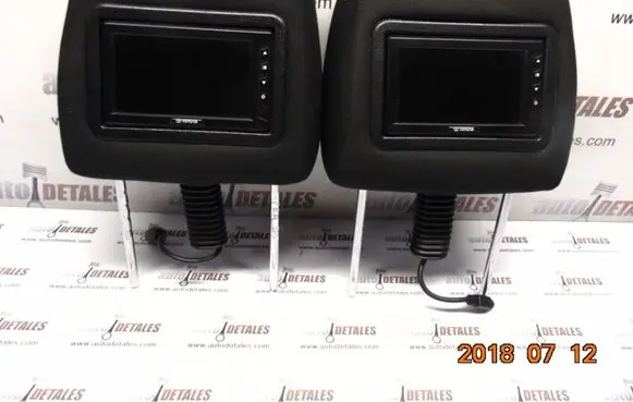 Toyota Corolla Verso AR10 Front seat headrest 