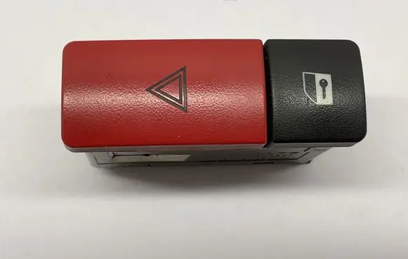 Land Rover Range Rover L322 Hazard light switch 6901768 61316901768