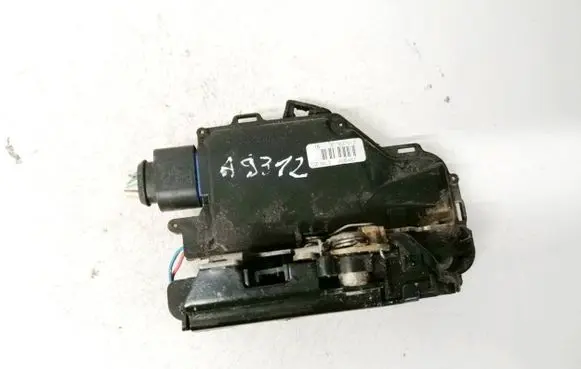 Skoda Octavia Mk2 (1Z) Front door lock 3d1837015 a00467