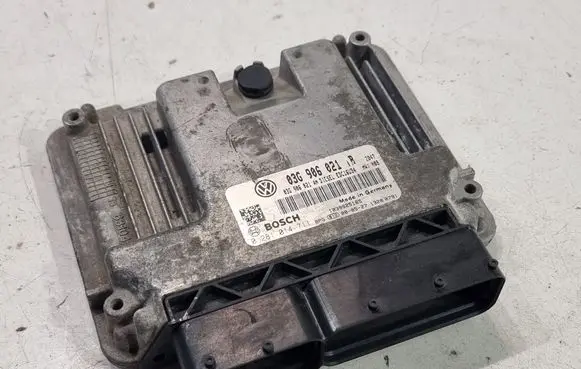 Skoda Octavia Mk2 (1Z) Engine control unit/module 03G906021 03G906021AN