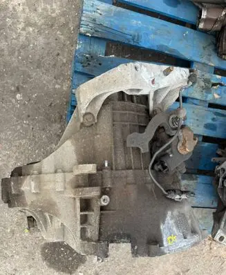 Ford Transit Manual 6 speed gearbox 8C1R7002DG