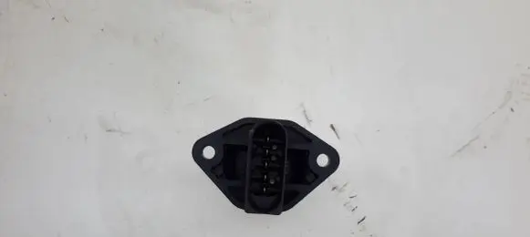 Volkswagen PASSAT B6 Mass air flow meter F00C2G2055