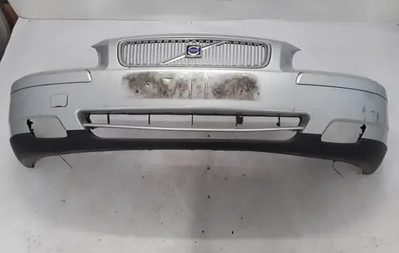 Volvo V70 Front bumper
