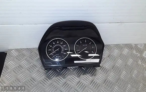 BMW 1 F20 F21 Speedometer (instrument cluster) 17649411