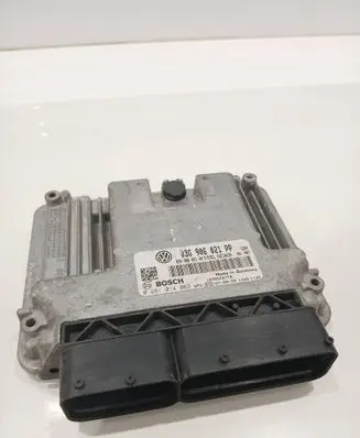 Volkswagen Golf V Engine control unit/module 03G906021PP 03G906021AN 0281014063