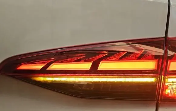 Skoda Octavia Mk4 Rear/tail lights 5E7945308D IMPRK1536426