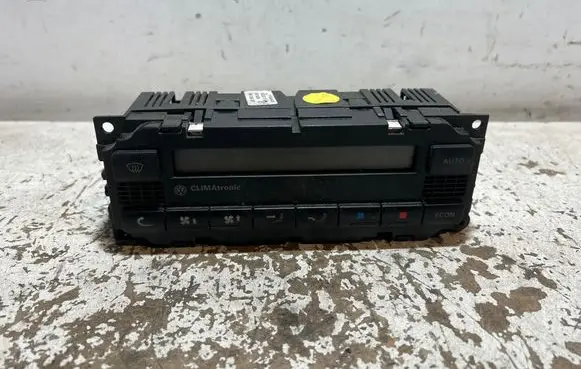 Volkswagen Golf IV Climate control unit 2400022303 3B1907044H