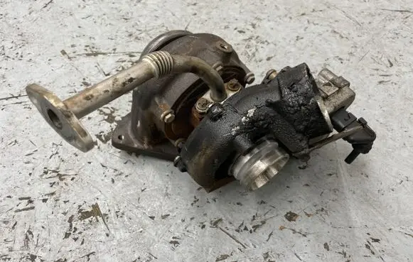 Mercedes-Benz C W204 Turbo A6510900086