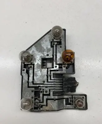 Opel Vectra B Tail light bulb cover holder 90568049