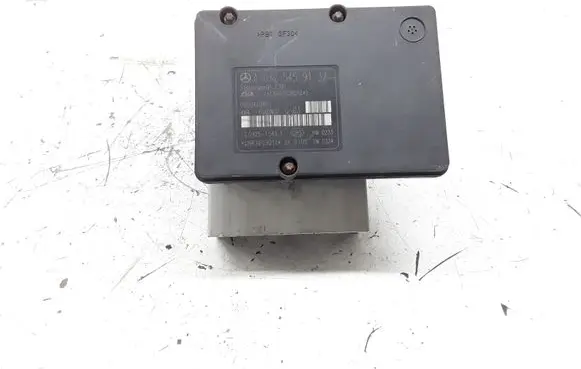 Mercedes-Benz C W203 ABS Pump A0325459132