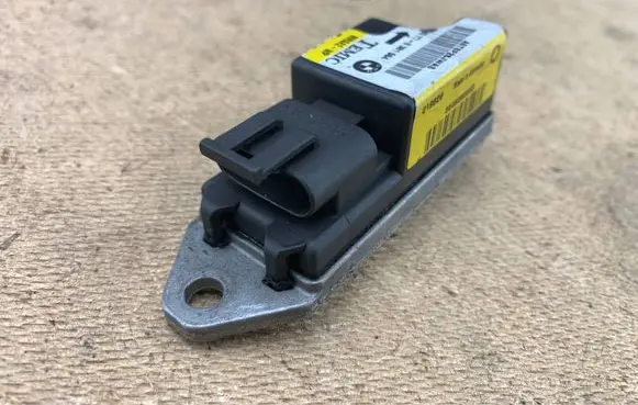 BMW 5 E39 Airbag deployment crash/impact sensor 65778381564 65776902054 65778375643