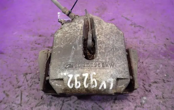 BMW 5 E39 Front brake caliper