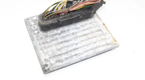 Ford Fiesta Engine control unit/module 4S6112A650ND